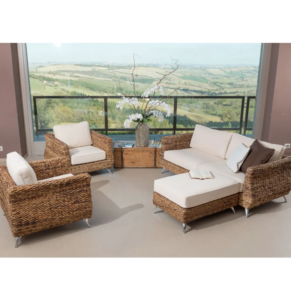 Wohnzimmer im Freien in Bananenweberei mit Kissen - Legolas