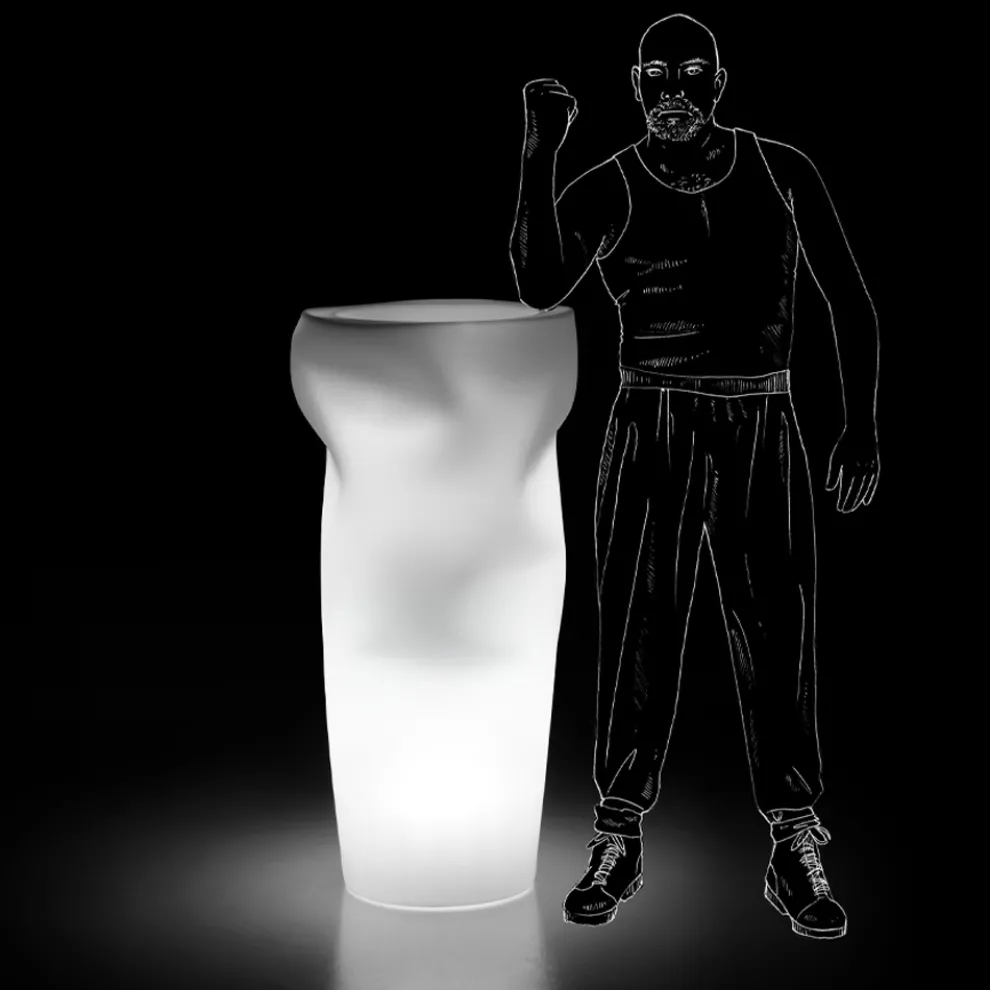 Helle Outdoor-Vase aus undurchsichtigem Polyethylen Made in Italy - Proud