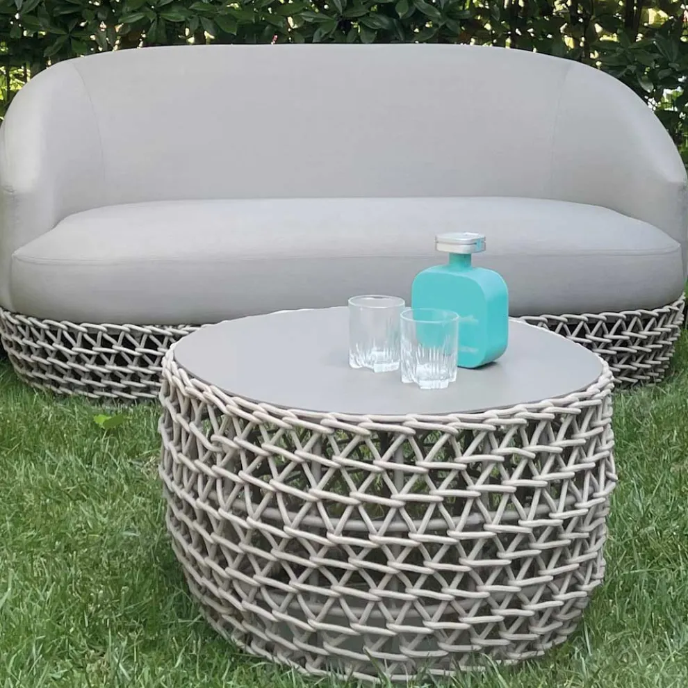 Lounge-Set für den Außenbereich mit gewebtem Stoffsockel - Pixie