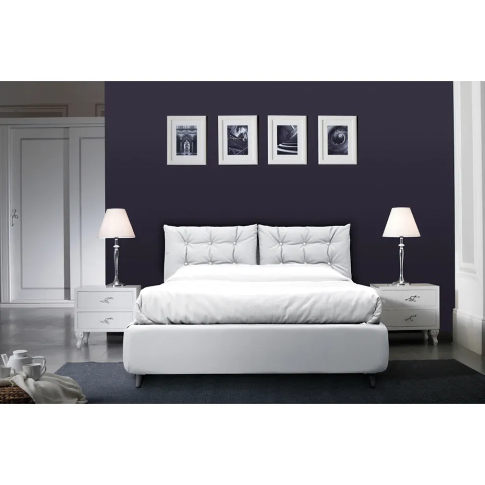 Gepolstertes Doppelbett mit 2 Nachttischen und Matratze, hergestellt in Italien – Aaron