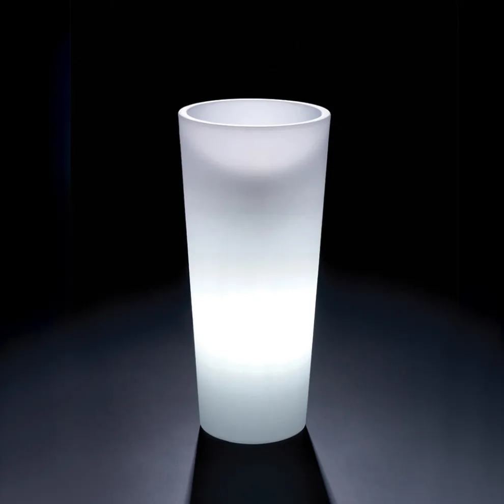 Hohe Innenvase aus weißem Polyethylen Made in Italy - Devid