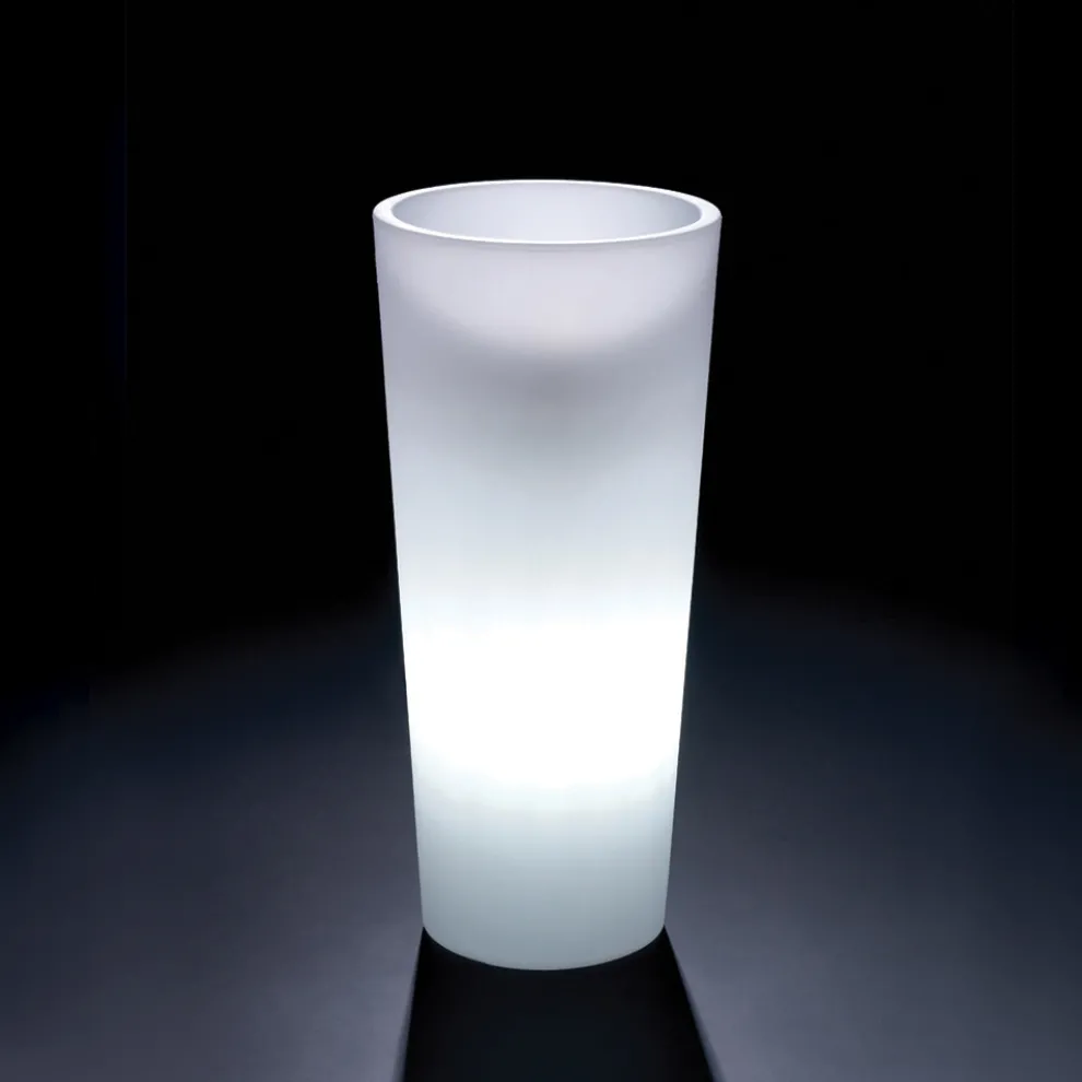 Hohe Innenvase aus weißem Polyethylen Made in Italy - Devid