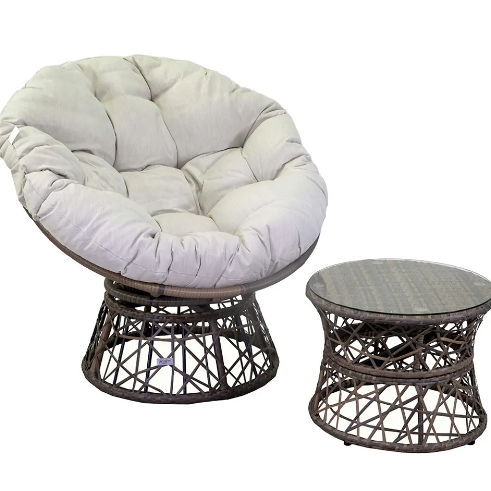 Sessel mit Alurahmen mit Polyrattan bezogen und Couchtisch - Puntina