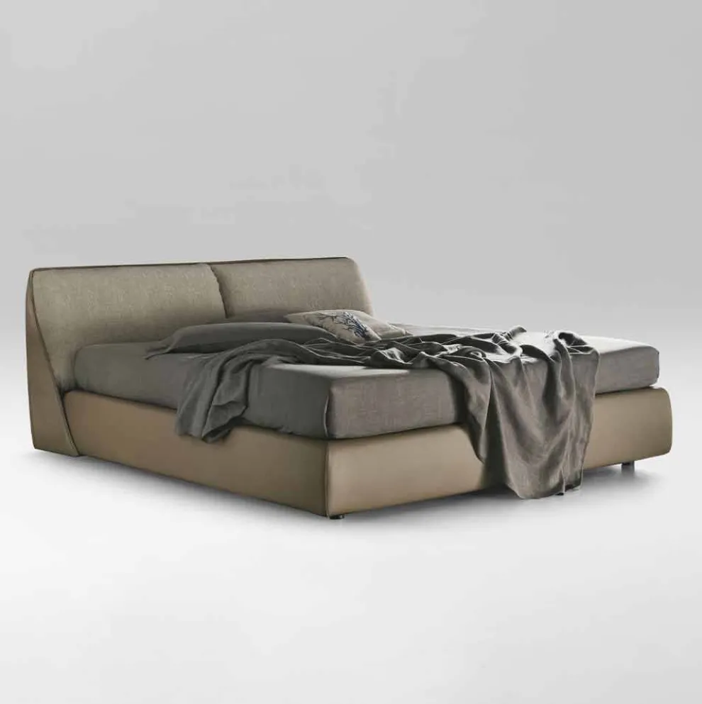 Doppelbett gepolstert und bezogen mit Stoff und Leder, hergestellt in Italien – Lula