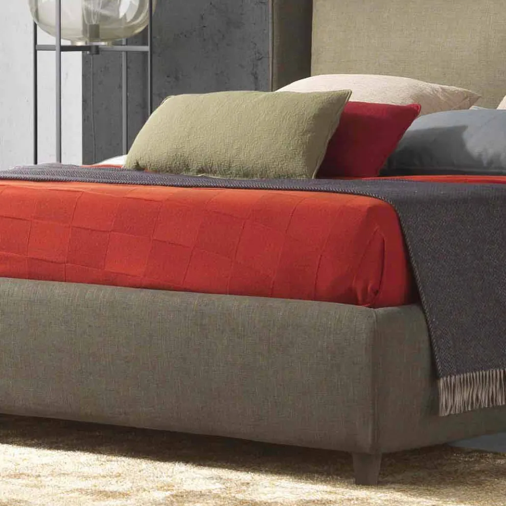 Modernes Doppelbett, ohne Bettcontainer, Kate von Bolzan