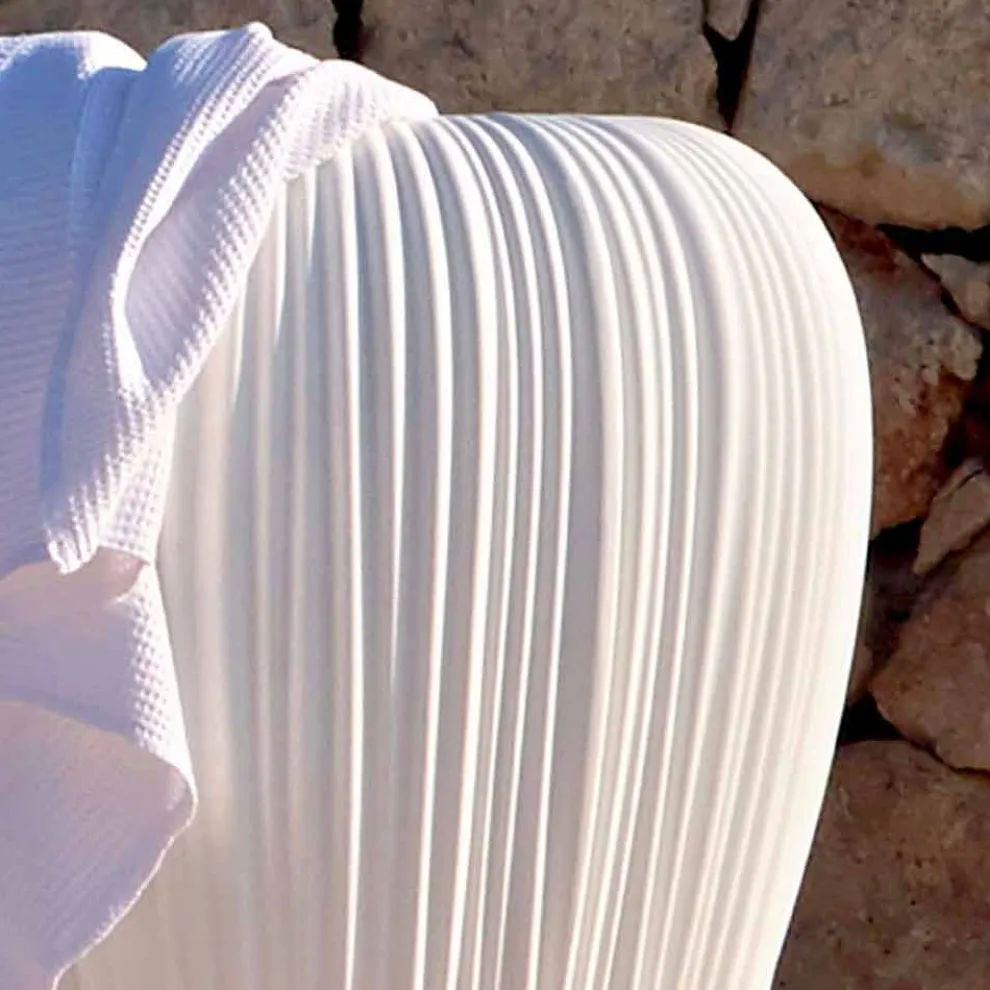 Innen- oder Außendekoration Vase aus Polyethylen 2 Stück - Haut von Myyour