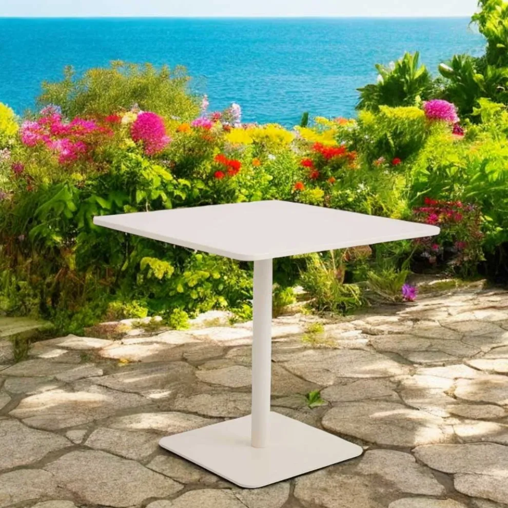 Quadratischer Tisch 80x80 cm Outdoor aus Beige Aluminium - Alfresco