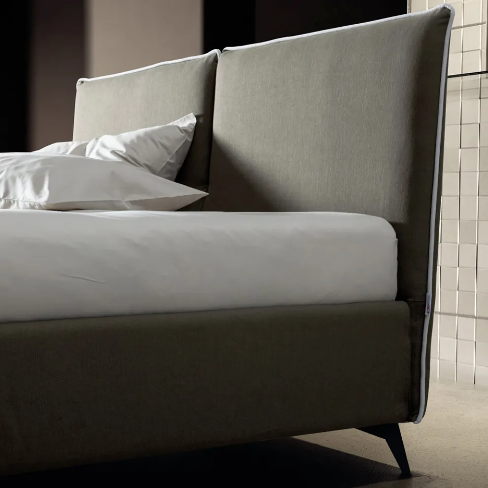 Doppelbett 160x190 mit mittig geteiltem Kopfteil Made in Italy - Celesti