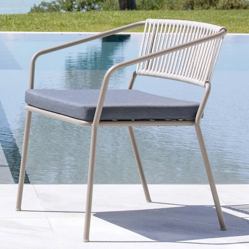 Niedriger Gartensessel mit Kissen inklusive Made in Italy - Prato