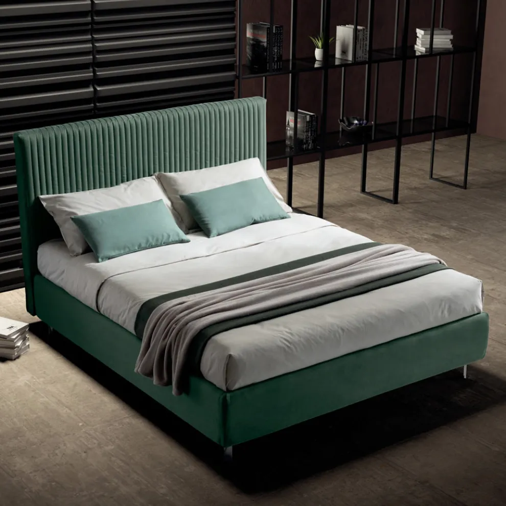 Doppelbett 160x190 mit mehrstreifen-Schmalbandsteppung - Meduse