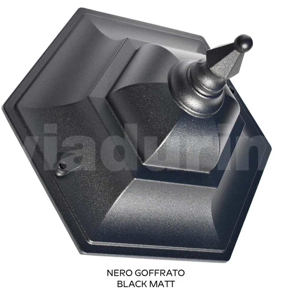 215 cm hohe Gartenlampe aus Glas und 5 Aluminiumausführungen - Pinako