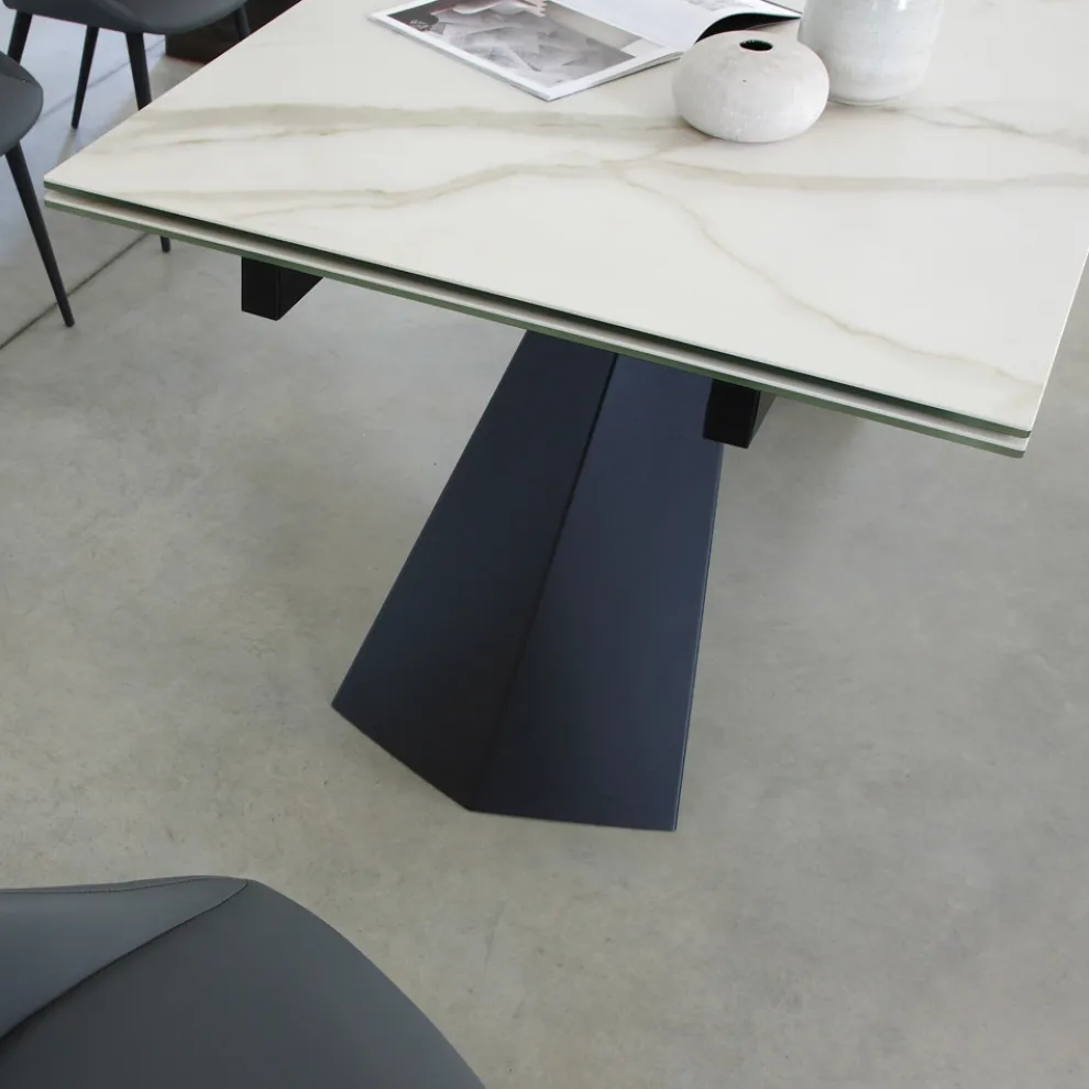 Ausziehbarer Esstisch bis 270 cm mit Keramikglasplatte - Trasimeno