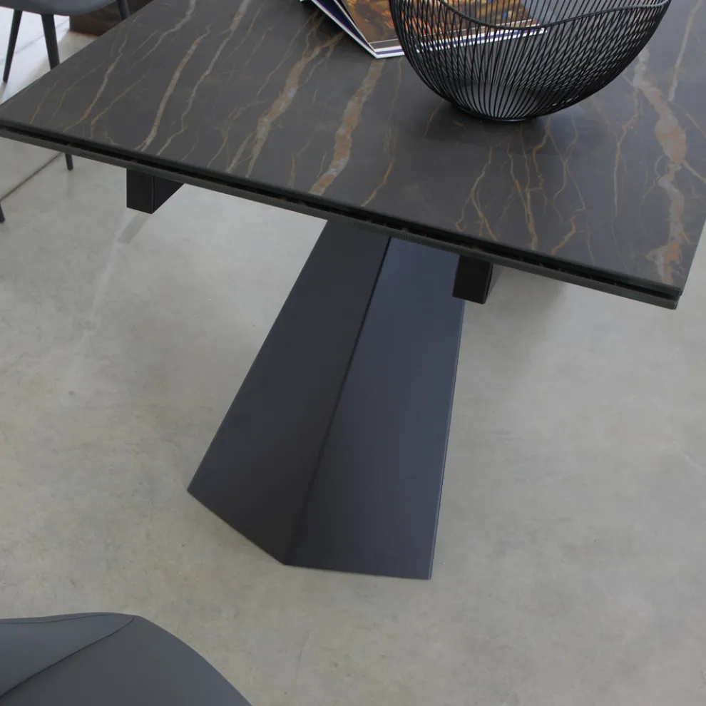 Ausziehbarer Esstisch bis 270 cm mit Keramikglasplatte - Trasimeno