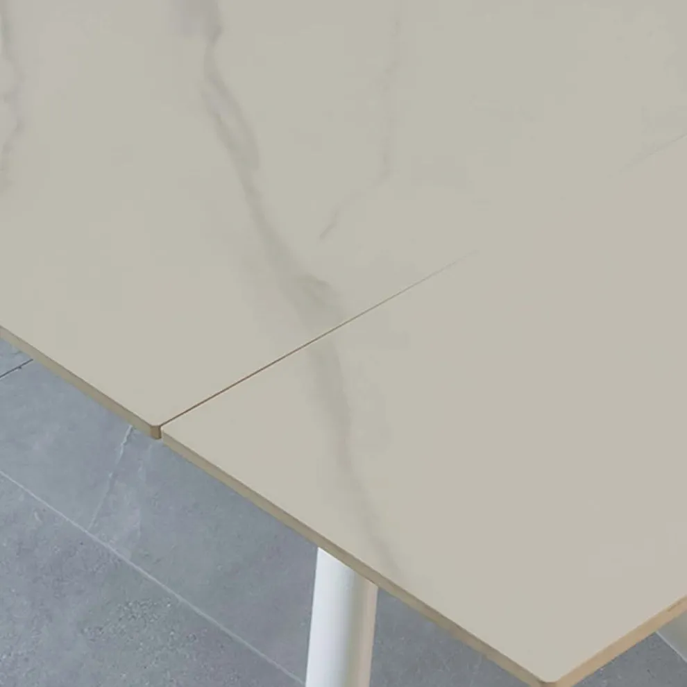 Ausziehbarer Esstisch in verschiedenen Ausführungen – Shaila