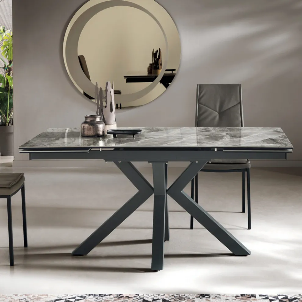 Ausziehbarer Esstisch bis 240 cm aus Domagnano Feinsteinzeug