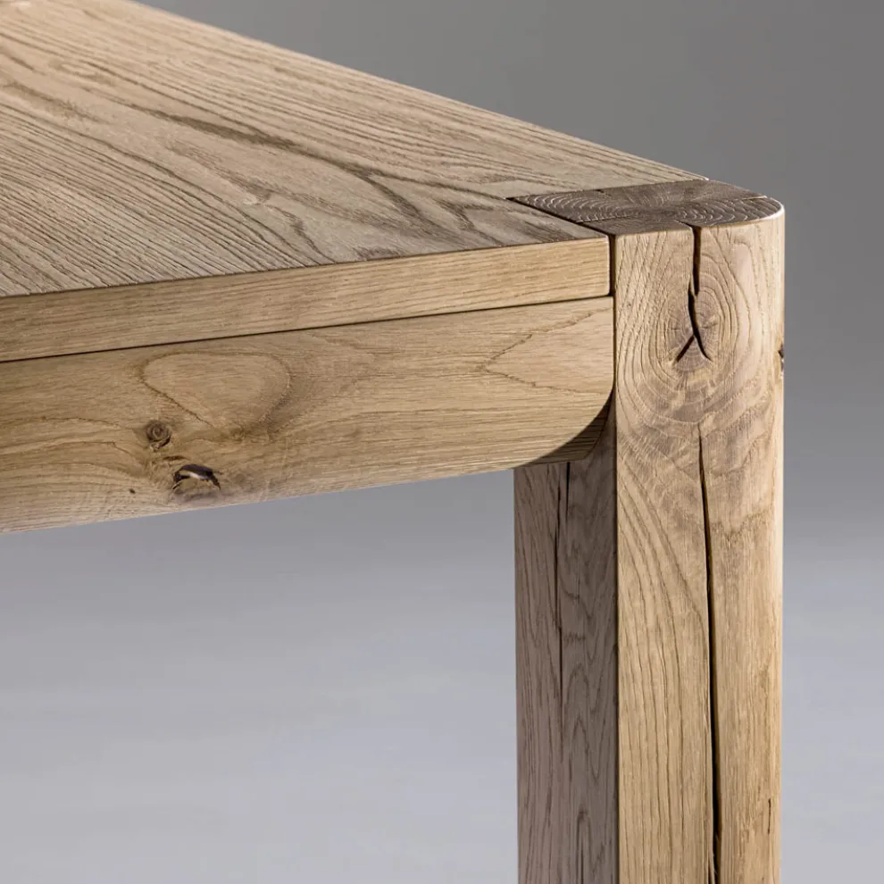 Ausziehbarer Tisch aus Tischlerplatte und quadratischen Beinen, hergestellt in Italien – Rillian