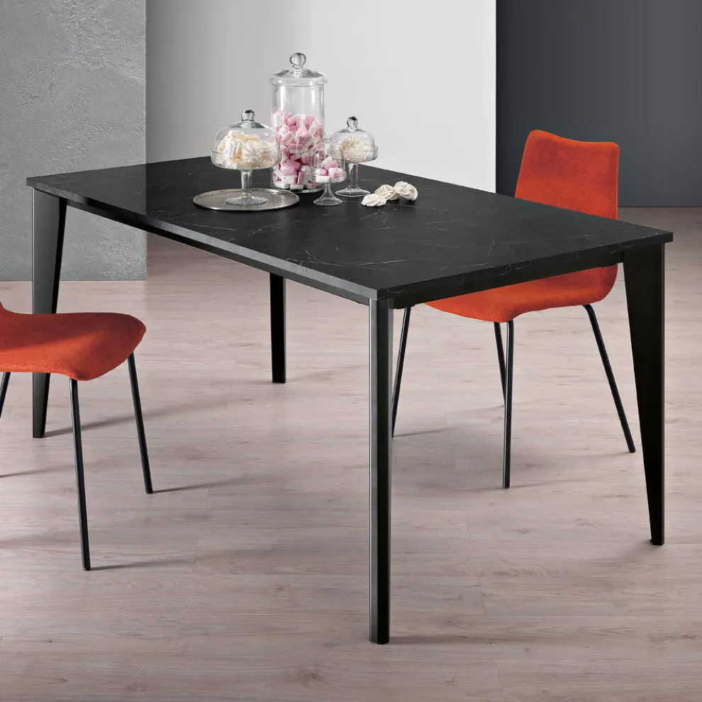 Ausziehbarer Tisch aus Melamin in schwarzem Marmor-Finish Made in Italy - Ariel