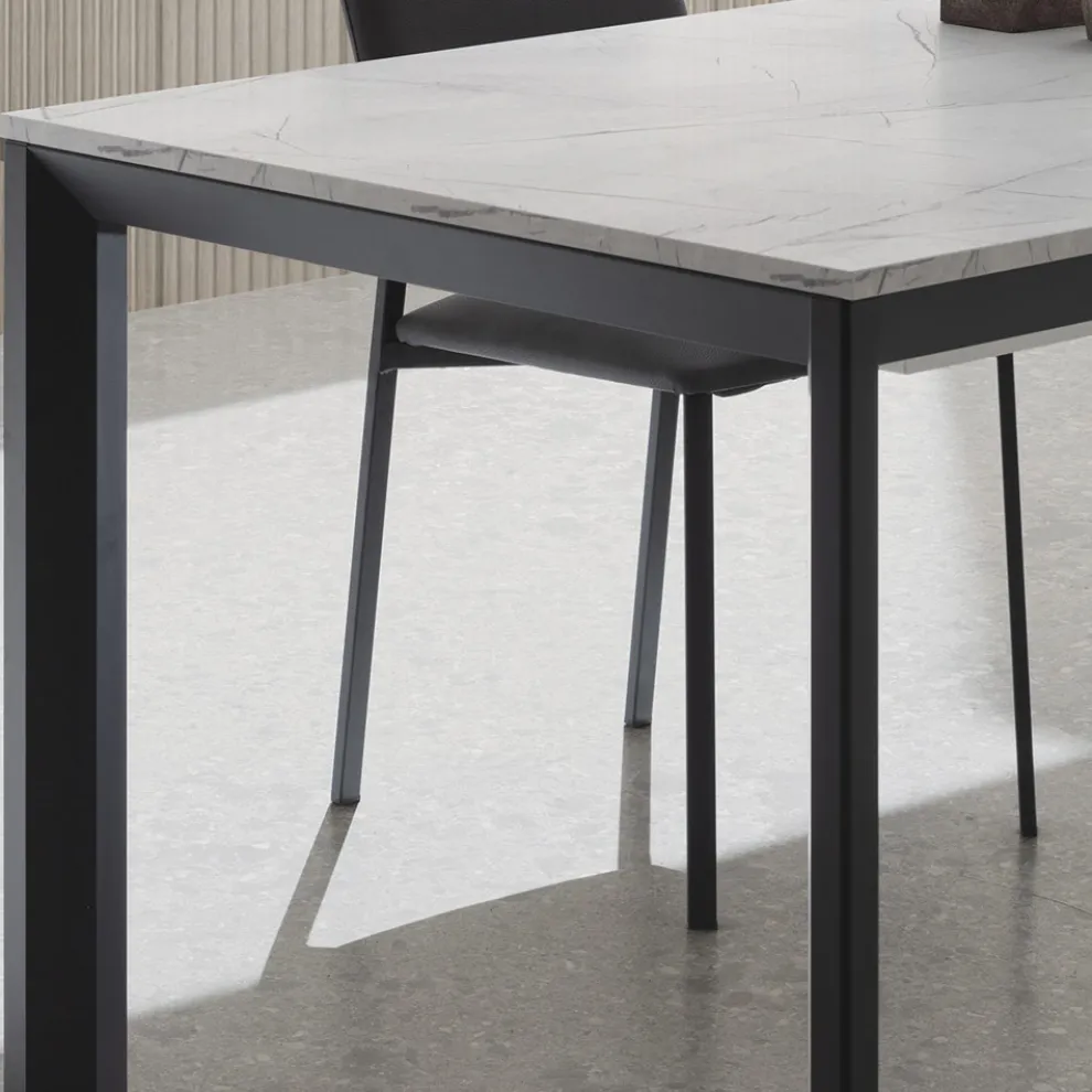 Ausziehbarer Tisch bis 334 cm aus Aluminium und HPL Made in Italy - Filiberto
