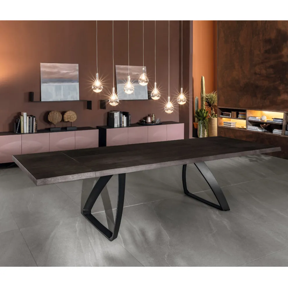 Ausziehbarer Tisch auf 300 cm aus Eichenfurnier und Aluminiumbasis – Travis