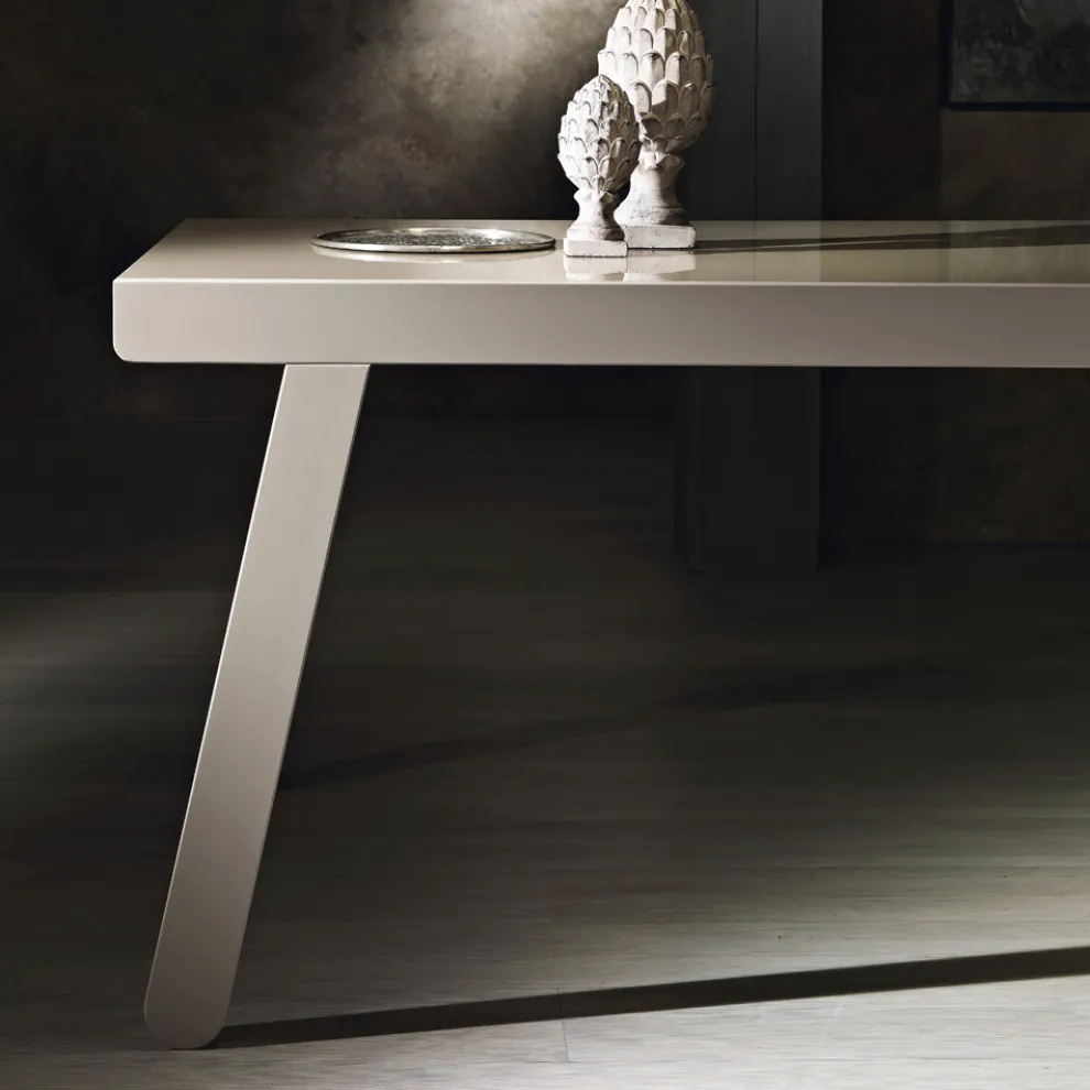 Ausziehbarer Tisch bis 240 cm aus lackiertem Holz Made in Italy - lackiert
