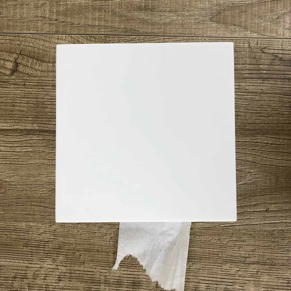 Badrollenhalter aus weißem Corian oder mit schwarzen Einsätzen Italienisches Design - Elono