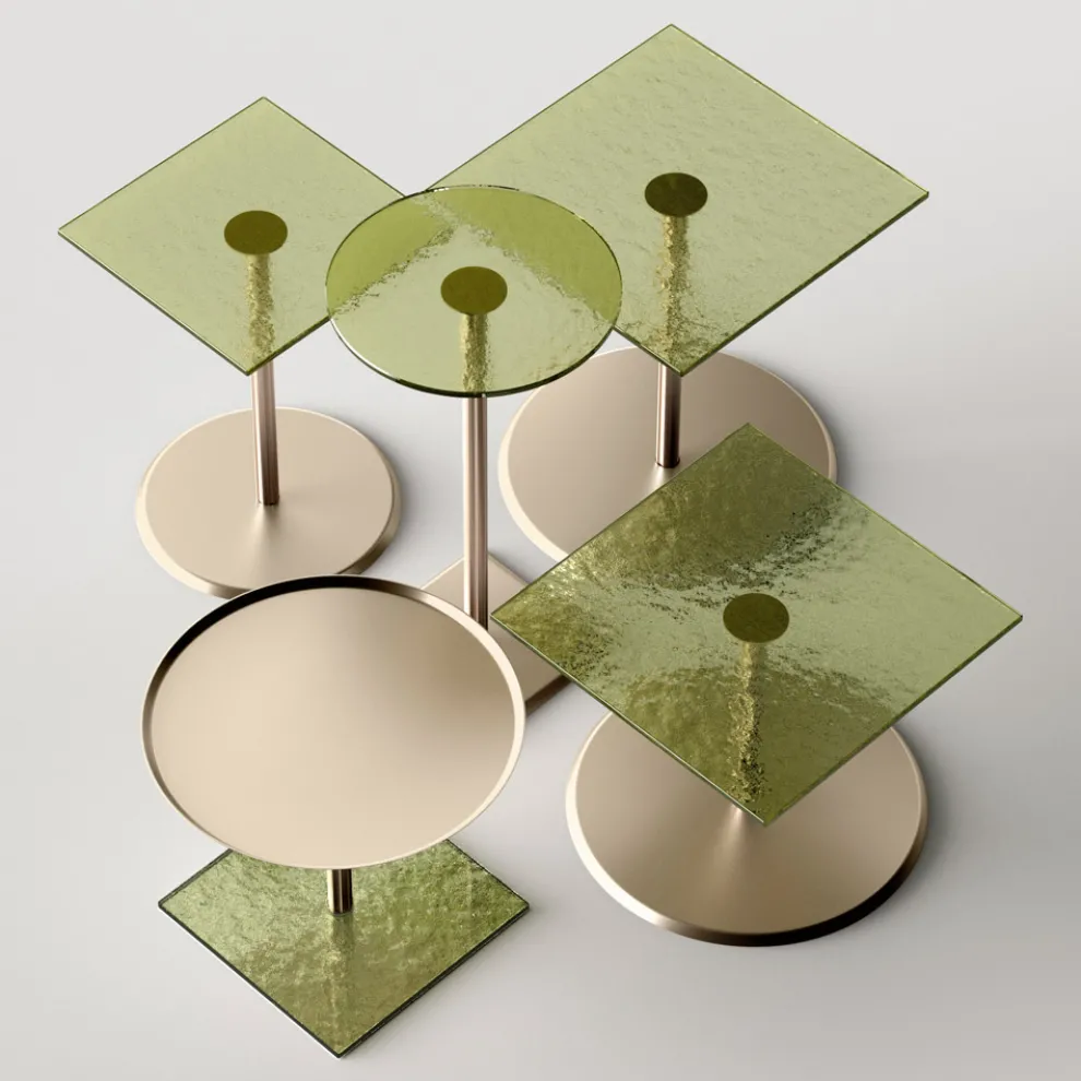 Couchtisch mit quadratischer Glas- oder Metallplatte, hergestellt in Italien – Anakin