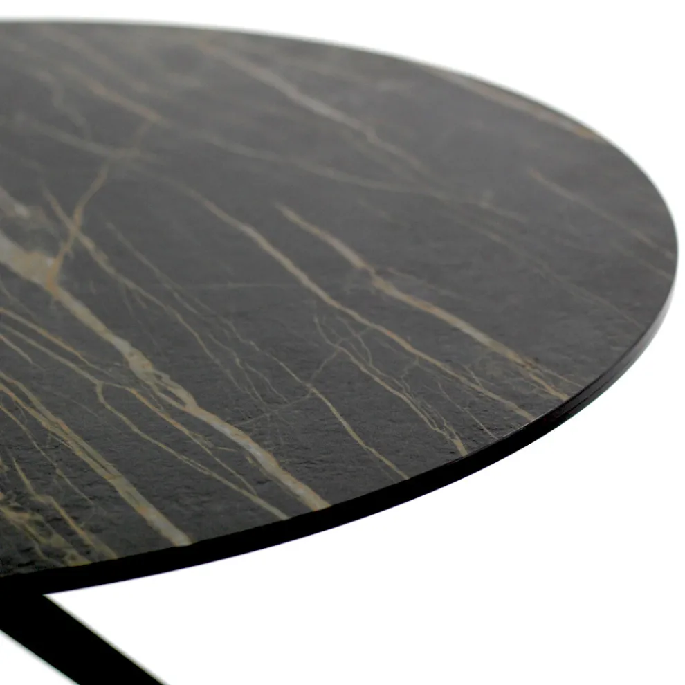 Couchtisch mit runder Platte aus Steinzeug, hergestellt in Italien – Siste