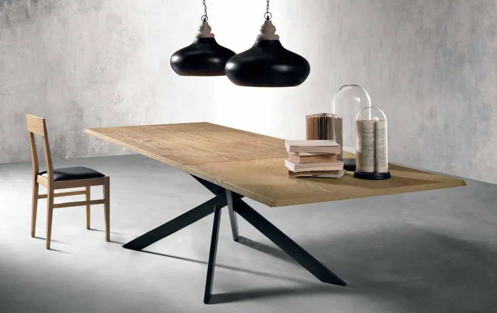 Design ausziehbarer Tisch aus Eichenholz made in Italy, Oncino