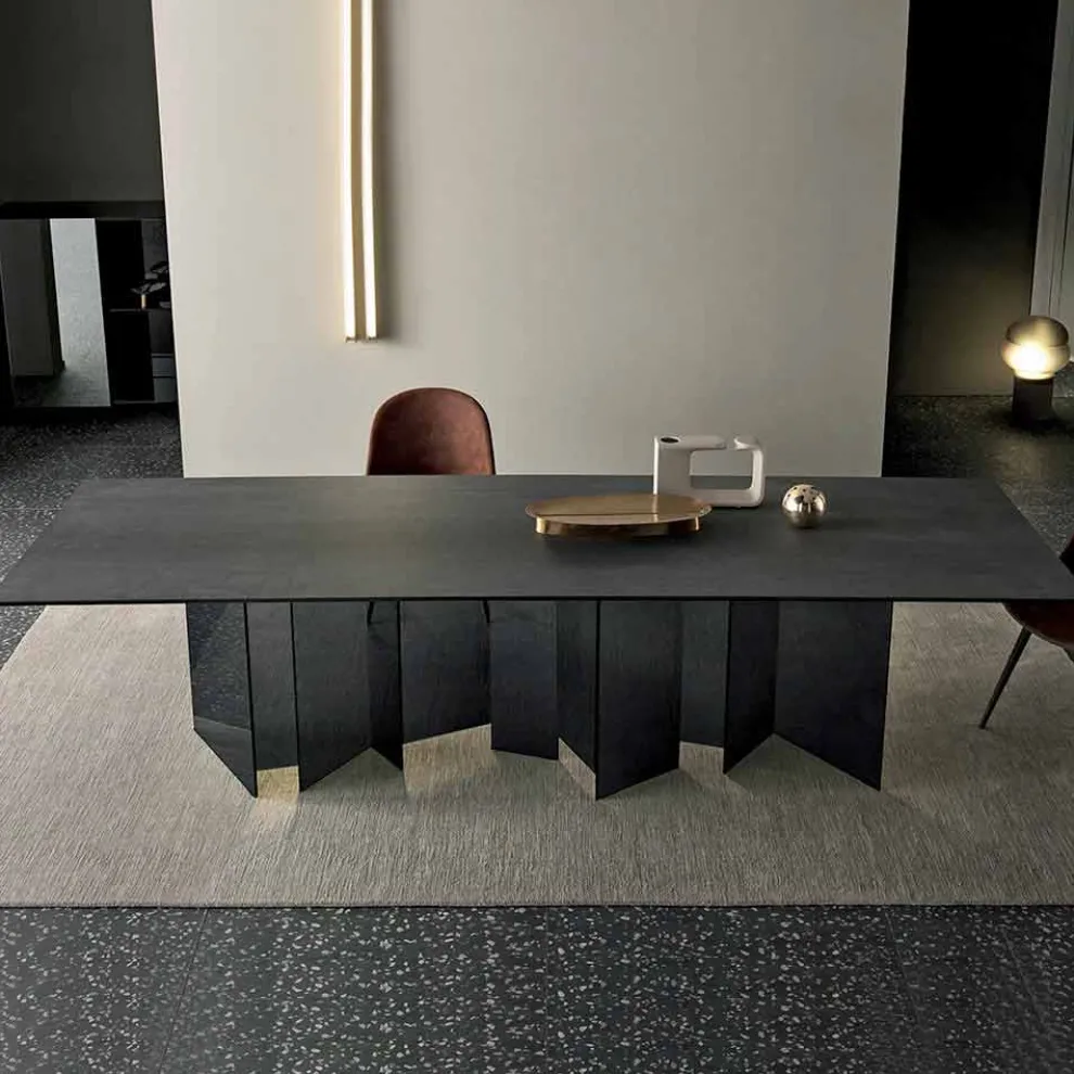 Design Esstisch in Keramik und Rauchglas Basis Made in Italy - Zufällig