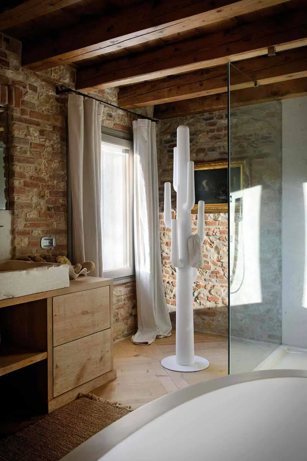 Design Kleiderständer aus farbigem Polyethylen Made in Italy - Zastor