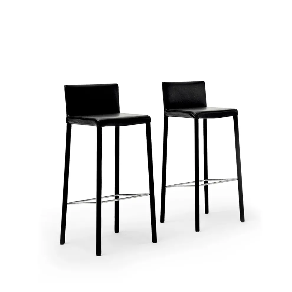 Design Stahlhocker gepolstert in Kunstleder, Leder oder Fell - Pitt Modell