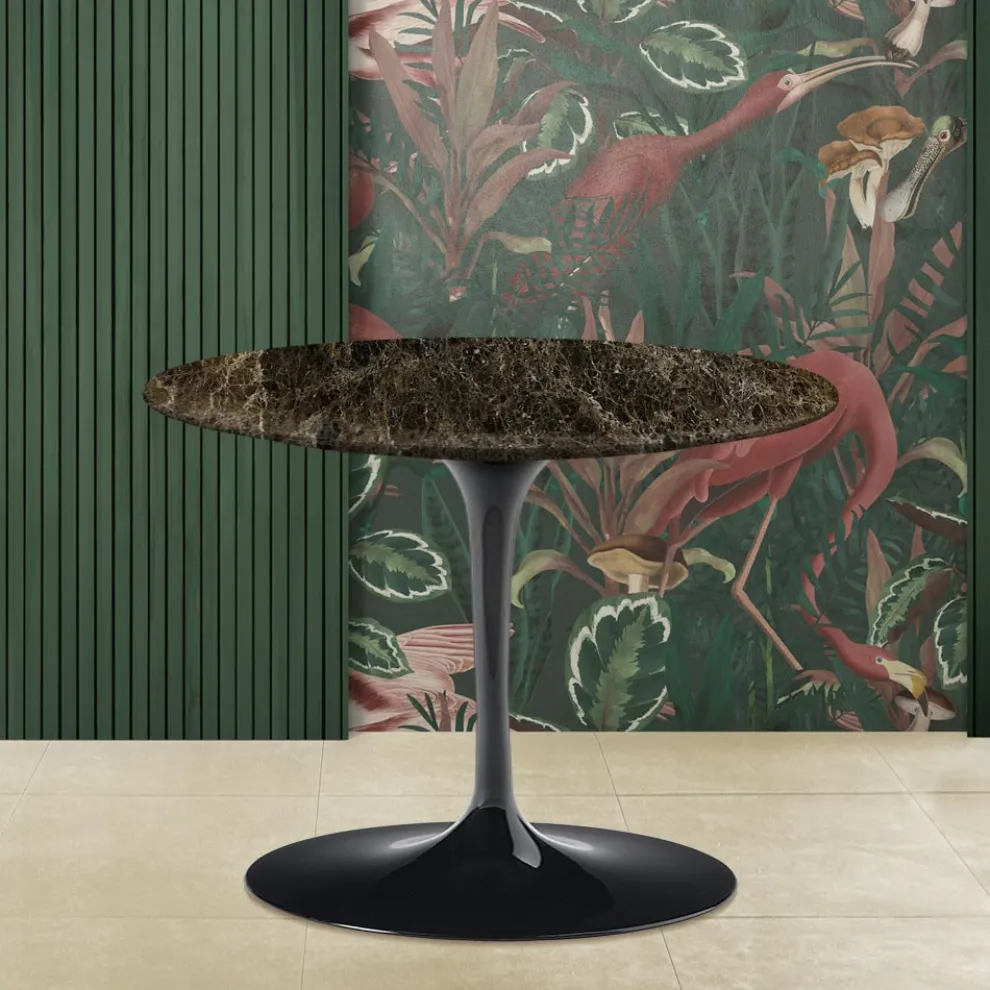 Eero Saarinen H 41 Couchtisch mit dunkler Emperador-Marmorplatte, hergestellt in Italien – Scarlet