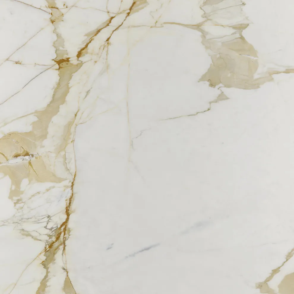 Eero Saarinen Tulip Tisch H 74 mit runder Platte aus Gold Calacatta Marmor - Scharlachrot