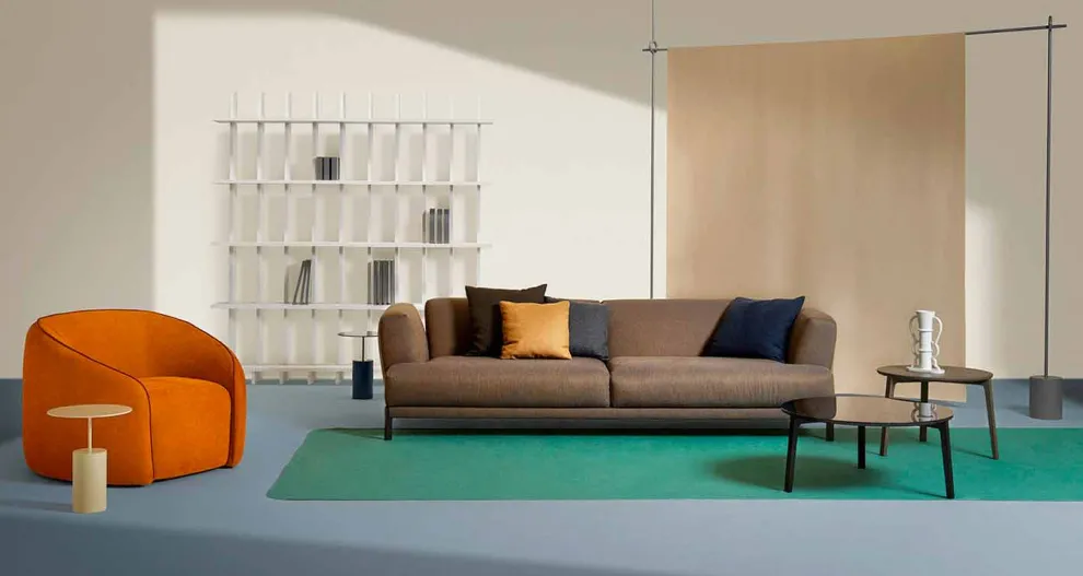 Entspannender Sessel, modernes Design, hergestellt in Italien, aus farbigem Stoff – Baloo