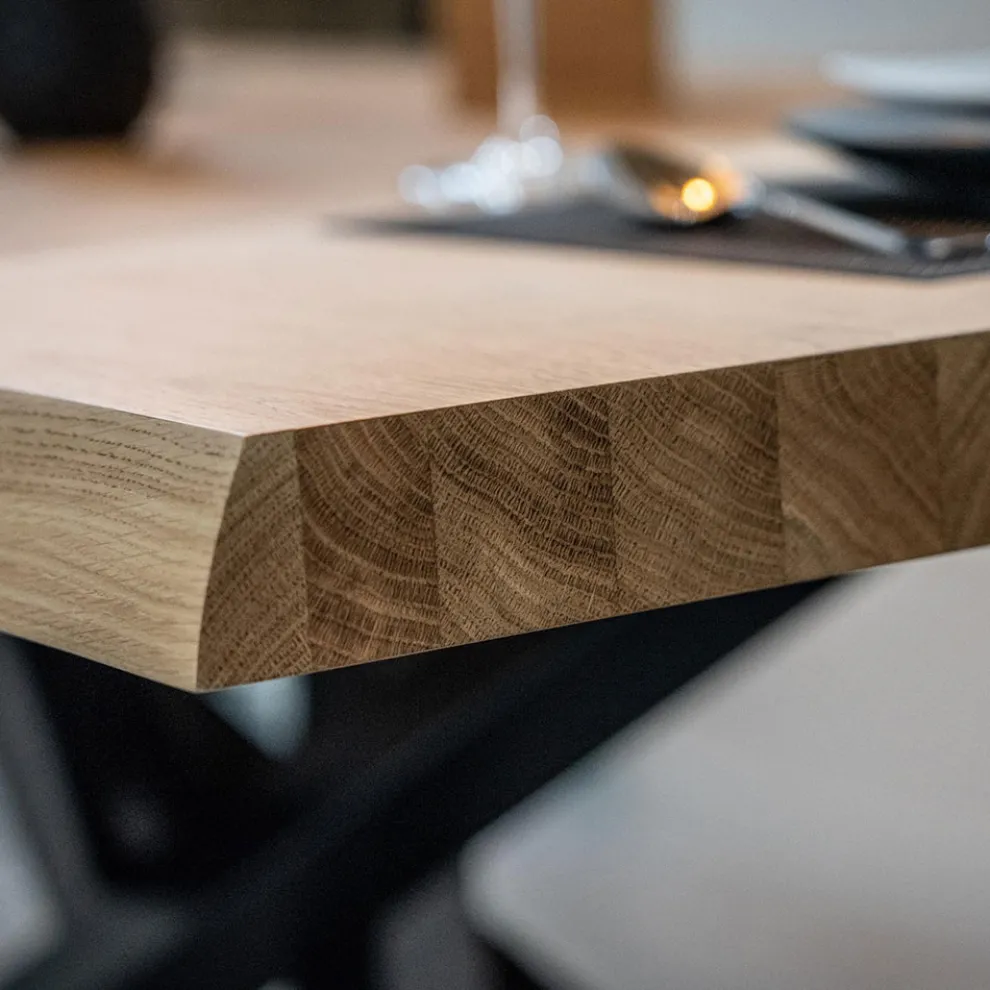 Esstisch aus furniertem Holz und Metall Made in Italy - Persico