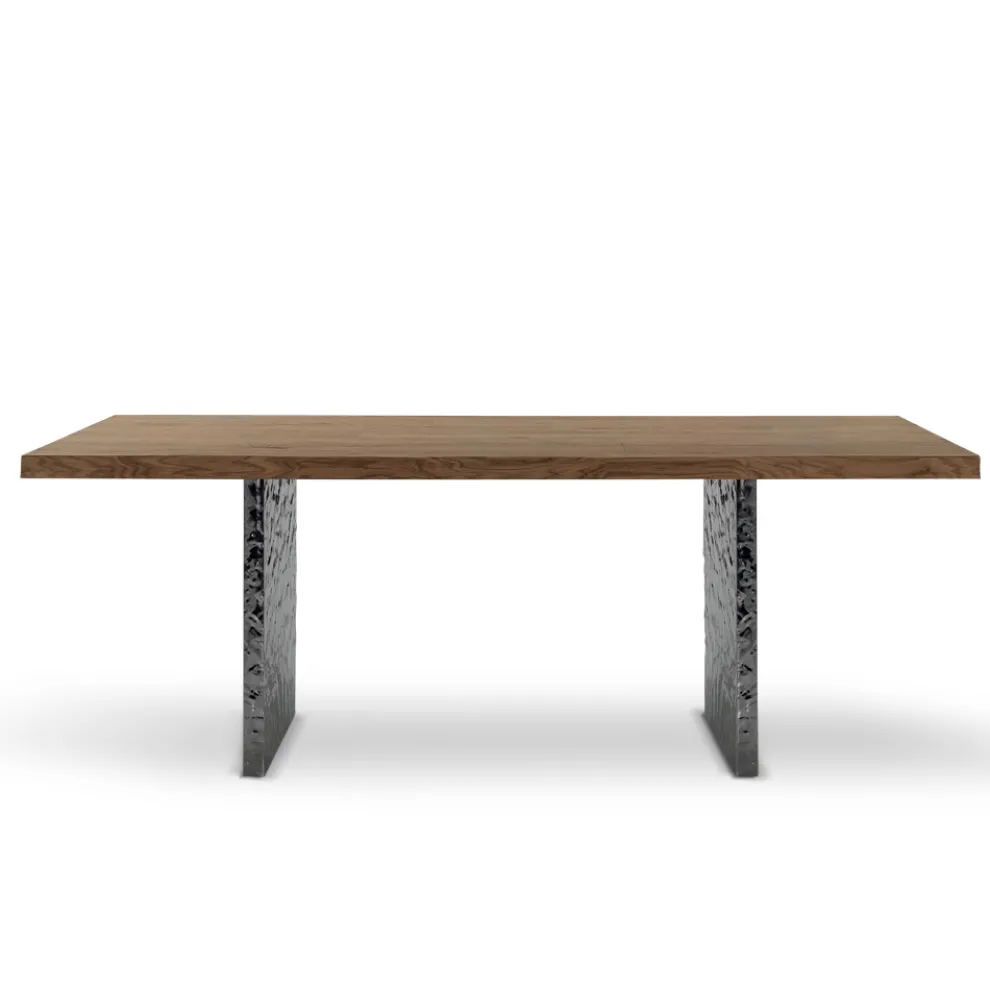 Esstisch aus Furnier und gehämmertem Stahl, hergestellt in Italien – Strappo