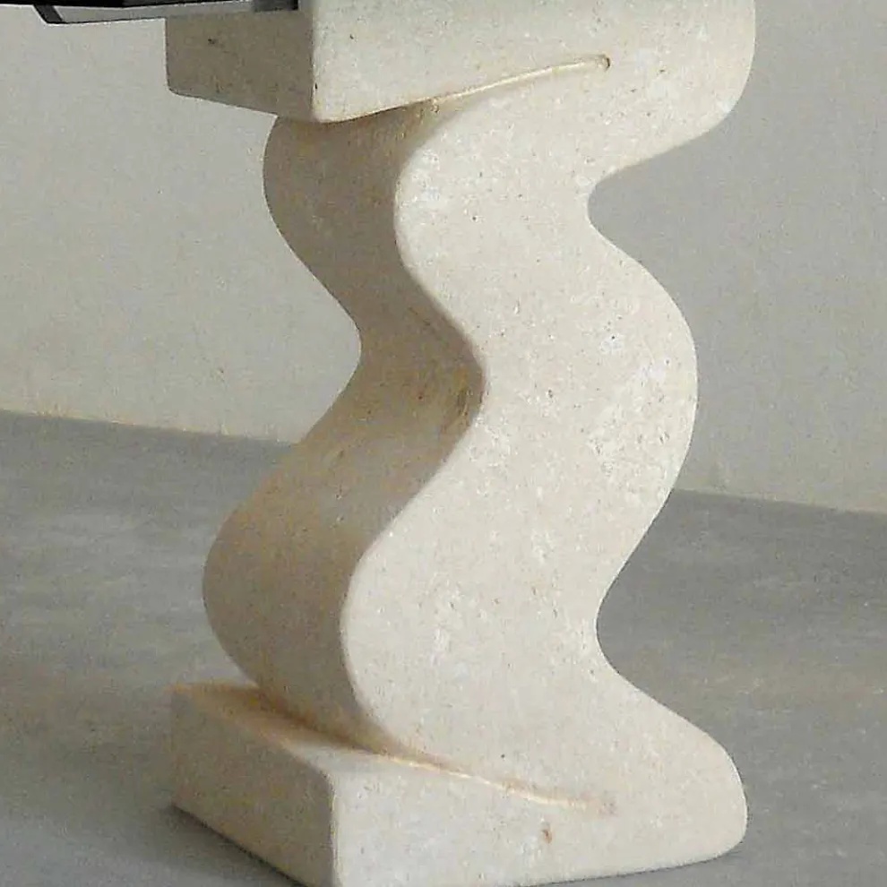 Esstisch in modernem Design aus Stein und Kristall Anteros