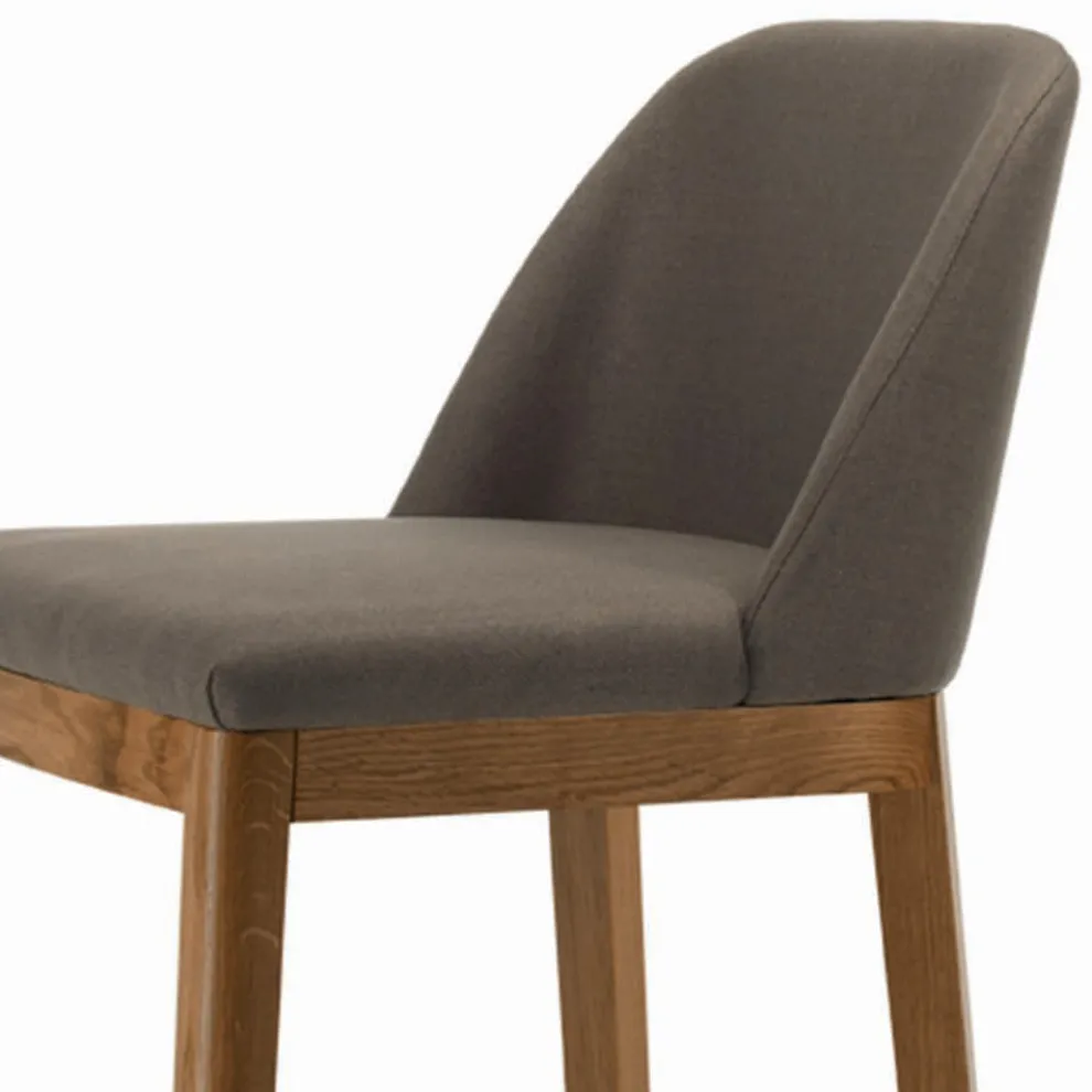 Fester Hocker mit Holzbeinen und gepolstertem Sitz, hergestellt in Italien – Bari