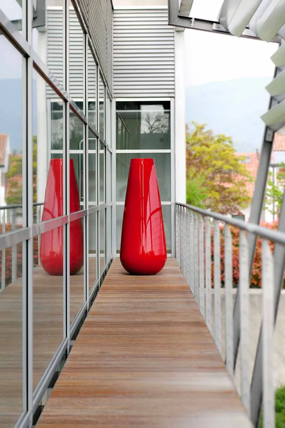 Dekorative Designvase für den Außenbereich aus Polyethylen Made in Italy - Menea