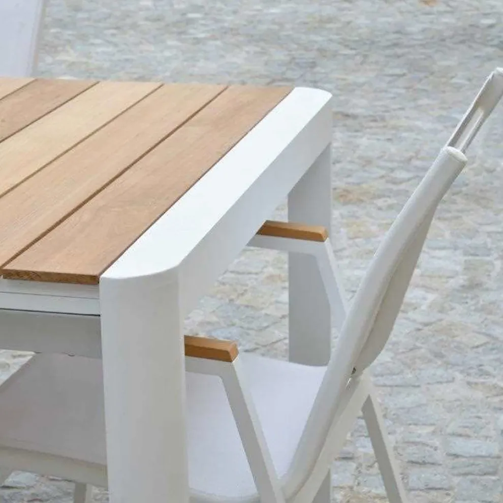 Ausziehbarer Tisch 240 cm aus weißem Aluminium und Teakholzplatte - Diary