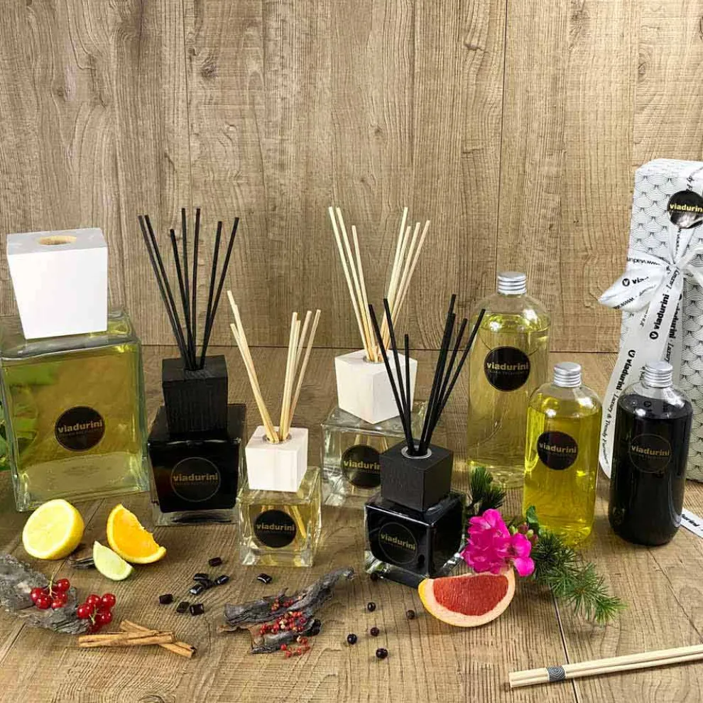 Mandarine und Zimt Raumduft 500 ml mit Stäbchen - Lamaddalena