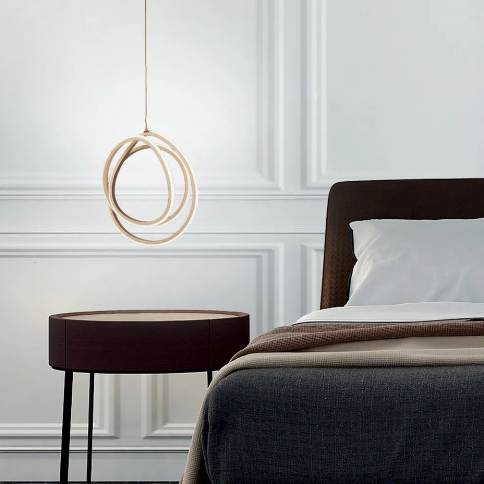 Große oder kleine LED-Pendelleuchte im Design Gold Metall - Point