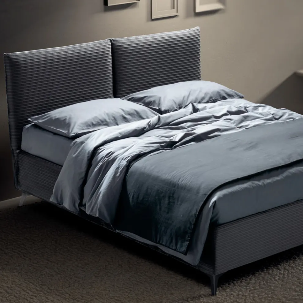 Doppelbett 160x190 mit kissenförmiger Polsterung - Brezze