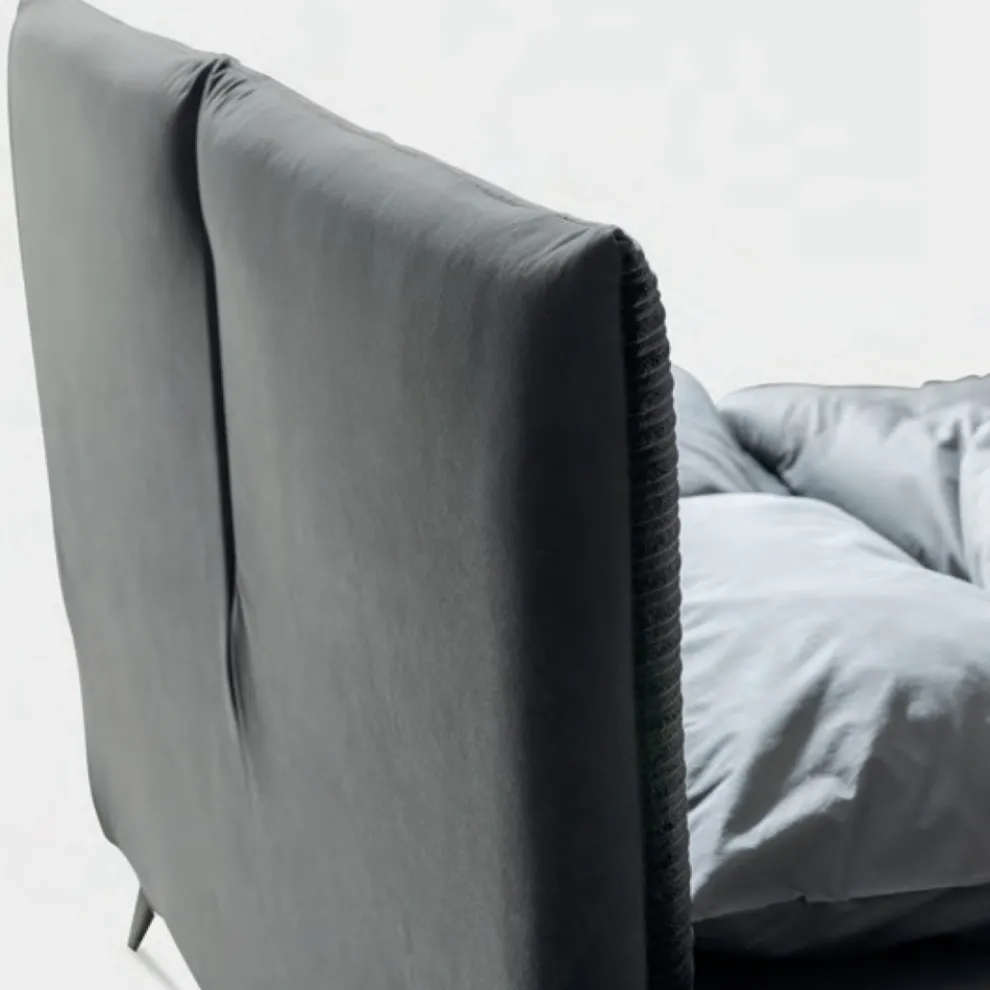 Doppelbett 160x190 mit kissenförmiger Polsterung - Brezze