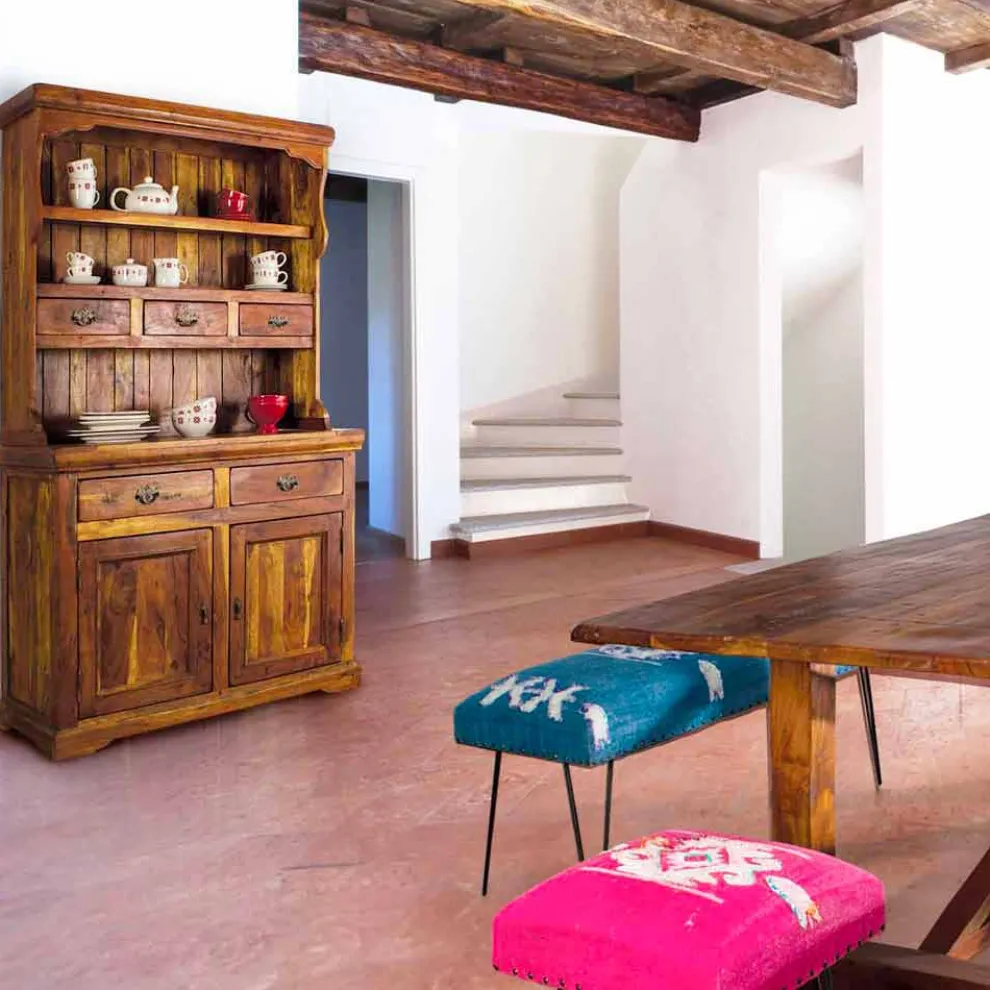 High Classic Style Sideboard mit massiver Akazienholzstruktur - Umami