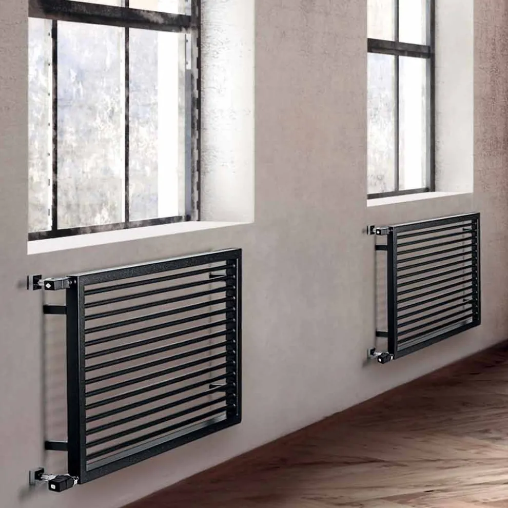 Horizontaler hydraulischer Handtuchwärmer aus Graphitstahl - Shadow von Scirocco