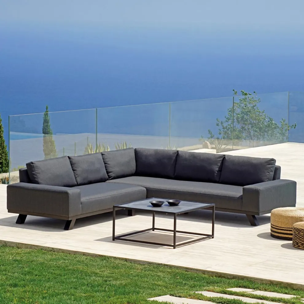 Outdoor-Lounge aus schwarzem Aluminium mit Keramik-Couchtisch - Ghislain