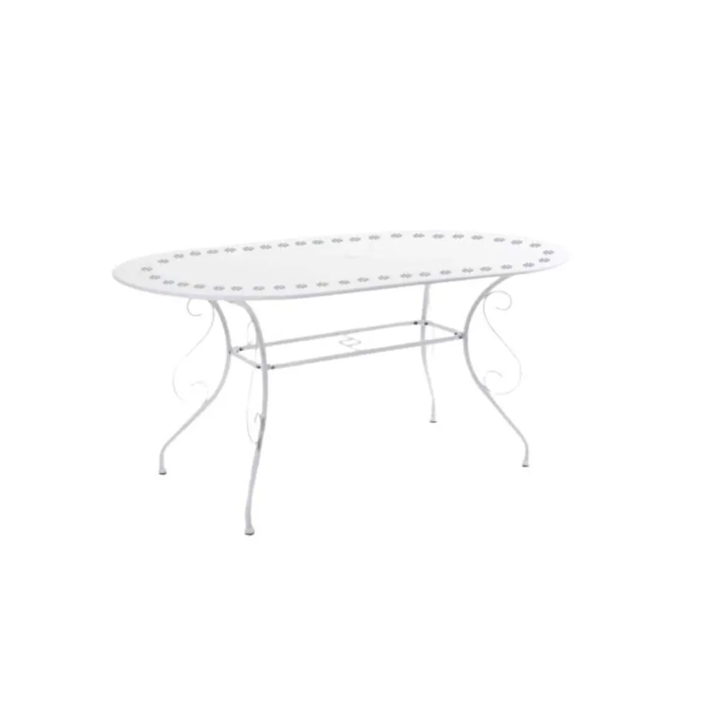 Ovaler Gartentisch ganz aus Metall - Archiv