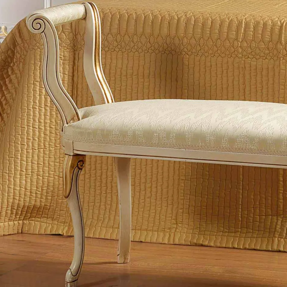 klassische Schlafzimmer Sitzbank in crème antique patinée