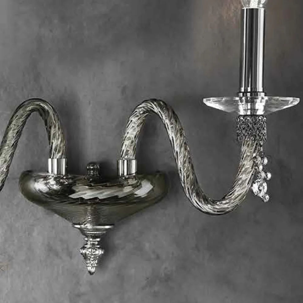 Klassische Wandlampe 2 Lichter aus mundgeblasenem Glas und handgefertigten Details - Phaedra
